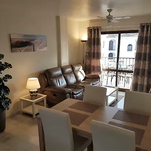 Perfect Location Close To Beach , Sitio de Calahonda España